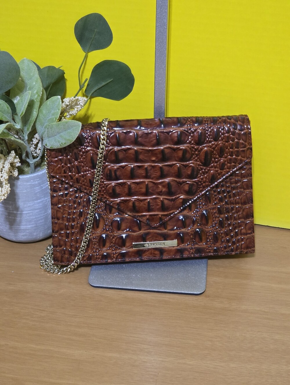 Brahmin Chain Crossbody - Picture 3 of 10